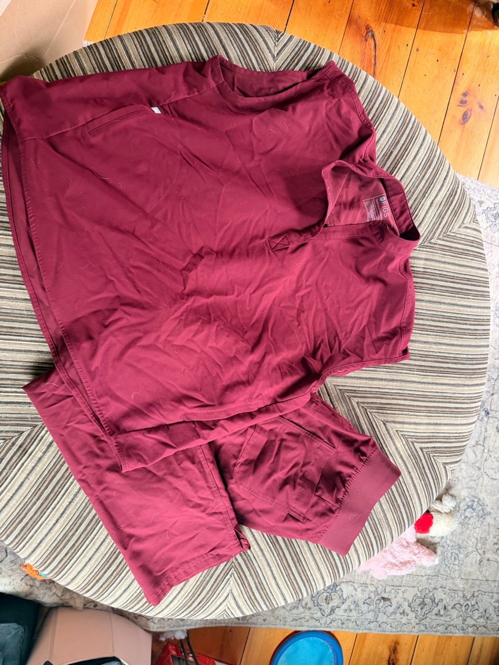 Figs Women's Scrub Set in Burgundy